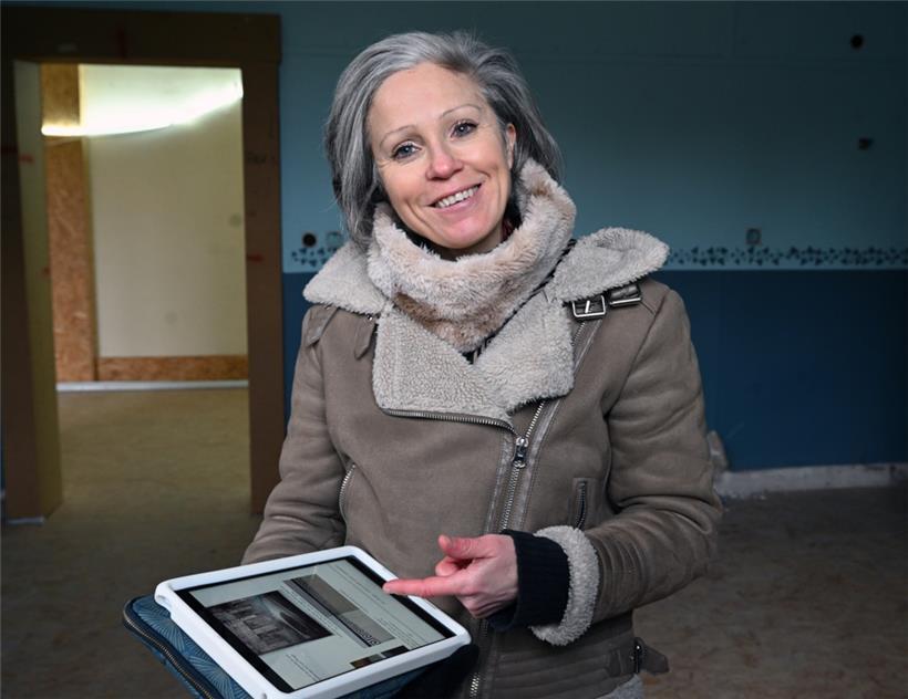 Kunsthistorikerin Patricia de Zwaef kennt sich bestens mit der Geschichte des Schlosses aus
