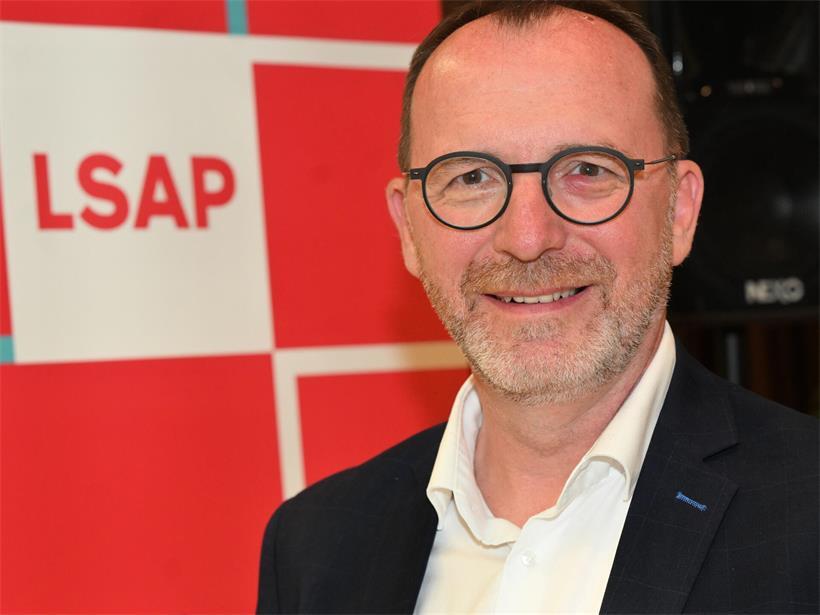 LSAP-Ko-Präsident Georges Engel fordert, dass Musiker, die Luxemburg beim ESC vertreten wollen, einen deutlichen Bezug zur luxemburgischen Musikszene haben