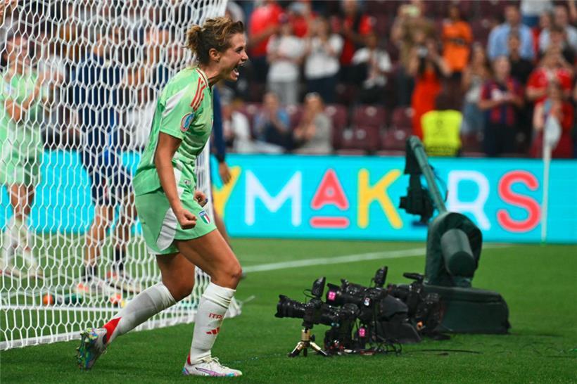 La Chef, die Köchin, wird Cristiana Girelli innerhalb der Mannschaft gerufen
