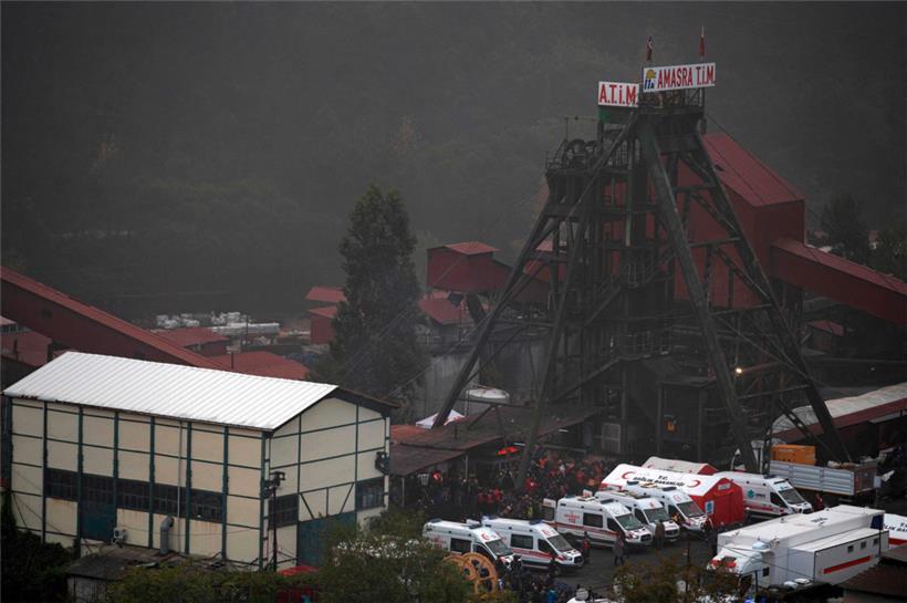 La mine de charbon après une explosion à Amasra, dans la province de Bartin, en Turquie
