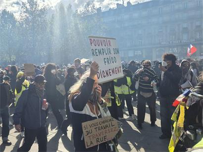 La mobilisation contre la vie chère a rassemblé des manifestants aux revendications très diverses dans les rues de Paris