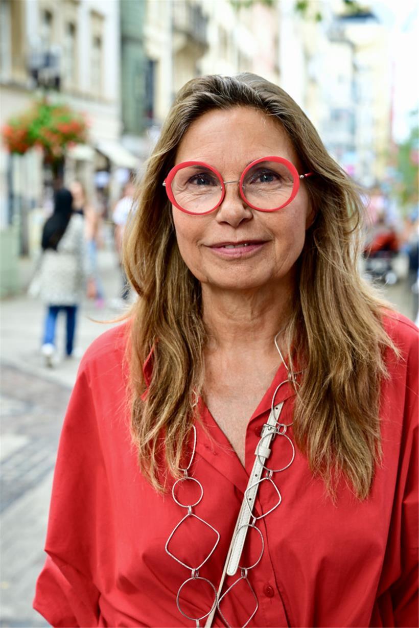 Ladenbesitzerin Fabienne Freising findet, dass der Ausverkauf in den großen Shop...