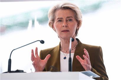 Lässt sich Ursula von der Leyen als Spitzenkandidatin für ihre eigene Nachfolge als EU-Kommissionspräsidentin aufstellen?
