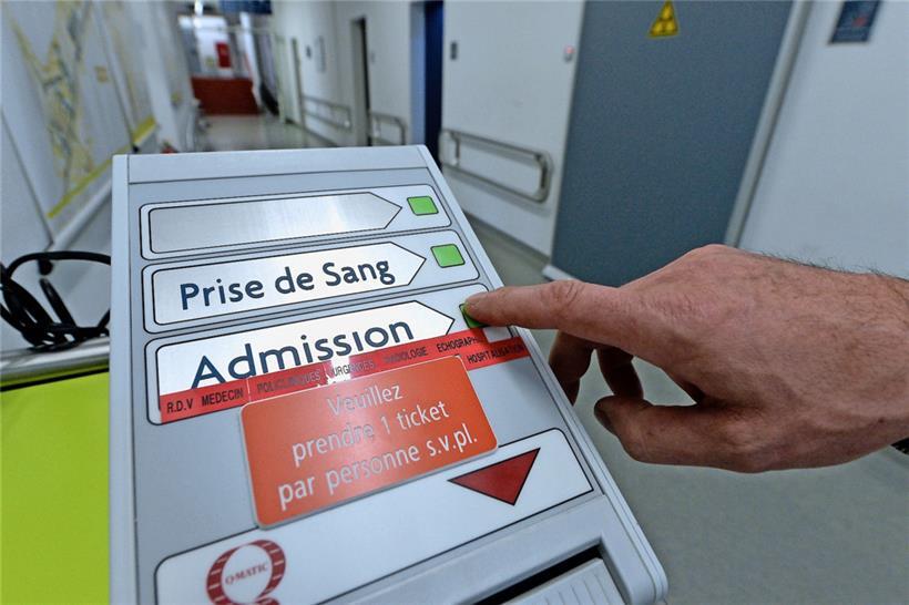 Lange Wartezeiten, aufgeschobene Termine: Viele Patienten müssen aktuell Geduld aufbringen
