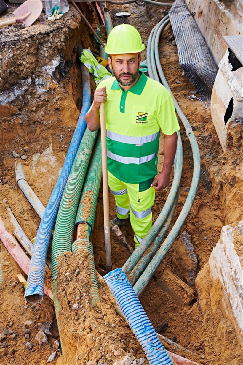 Larbi Belmessati kam vor 17 Jahren aus Algerien. Er arbeitet im Straßenbau.
