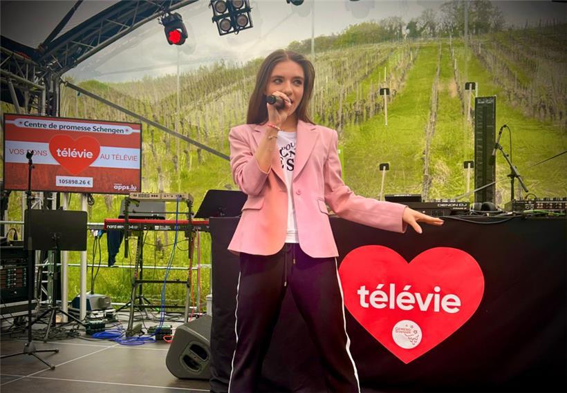 Laura Thorn bei ihrem Auftritt in Remerschen an der Mosel vor zwei Wochen
