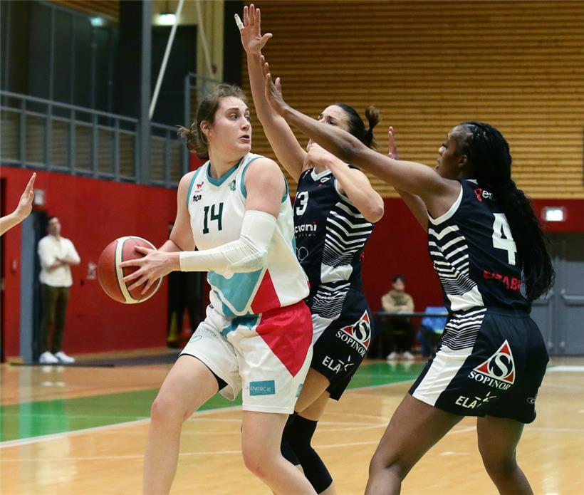 Lauren Van Kleunen und Hostert haben die Partie gegen Düdelingen während drei Vierteln dominiert
