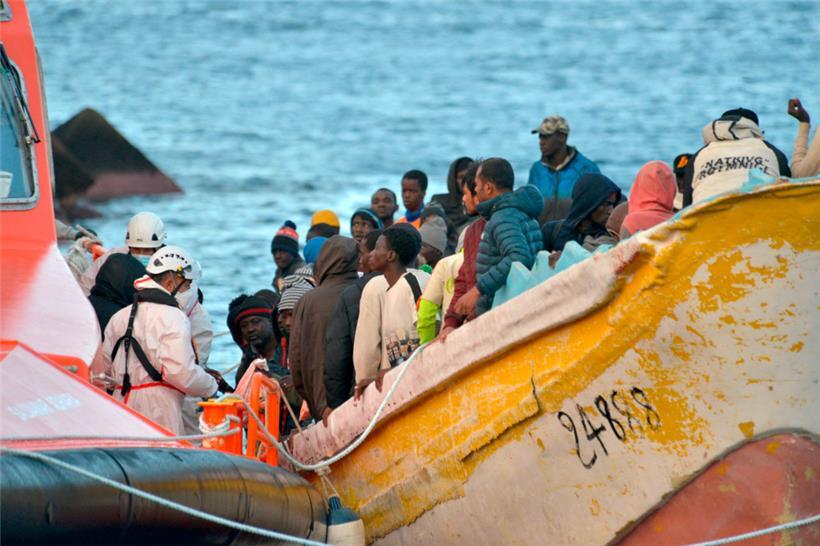 Laut Frontex ist die Zahl der festgestellten irregulären Grenzübertritte in die EU im vergangenen Jahr um 38 Prozent zurückgegangen.
