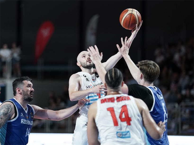 Philippe Gutenkauf analysiert Fußballspiel, Luxemburg verliert Kontrolle und gibt Spiel aus der Hand