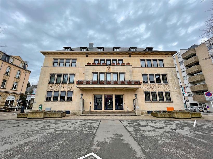 Laut Rümelinger Gemeinderat muss die Stadt besser an den öffentlichen Verkehr angebunden werden
