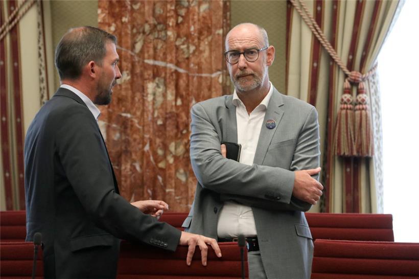 Laut dem DP-Abgeordneten Gilles Baum (rechts) könnte der Gesetzentwurf im Oktober gestimmt werden – „wenn alles klappt“, so der Politiker
