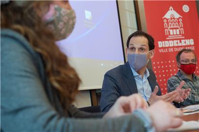 Laut dem Düdelinger Bürgermeister Dan Biancalana profitiere die Gemeinde von der ökonomischen Diversifikation – als Beispiel nennt er das „Laboratoire nationale de santé“, das seinen Standort in Düdelingen hat
