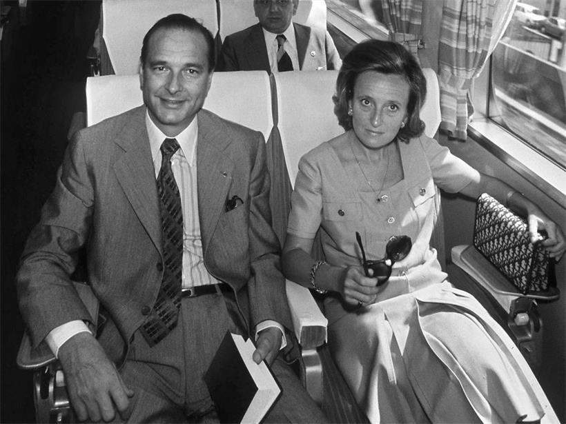 Jacques Chirac und Ehefrau Bernadette im Zug von Tokio nach Osaka 1976, französischer Premierminister unterwegs