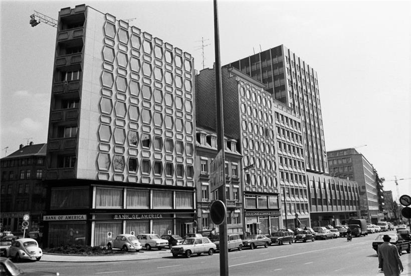 Le boulevard Royal, artère névralgique de la place financière, photographié en 1976 par Edouard Kutter
