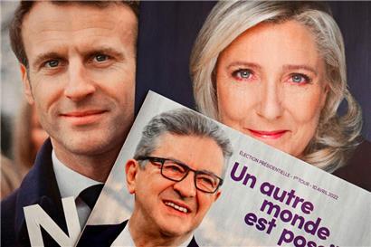 Le premier tour de la présidentielle va-t-il reconduire le duel Macron/Le Pen de 2017 ou est-ce que Jean-Luc Mélenchon arrive à créer une surprise?
