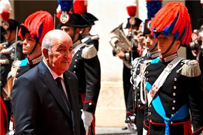 Le président algérien Abdelmadjid Tebboune veut profiter des prix élevés de l’énergie pour décrocher de gros contrats et des projets d’investissement, comme il l’a déjà fait avec l’Italie et la Turquie
