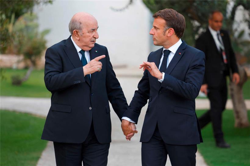 Le président français Emmanuel Macron (d.) et son homologue algérien Abdelmadjid Tebboune se sont vus en juin dernier en Italie
