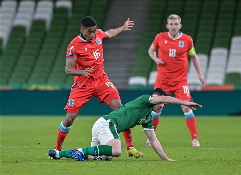 Leandro Barreiro (l.) hätte nichts dagegen, wenn auch morgen ein paar Freudentänze auf Instagram zu sehen wären
