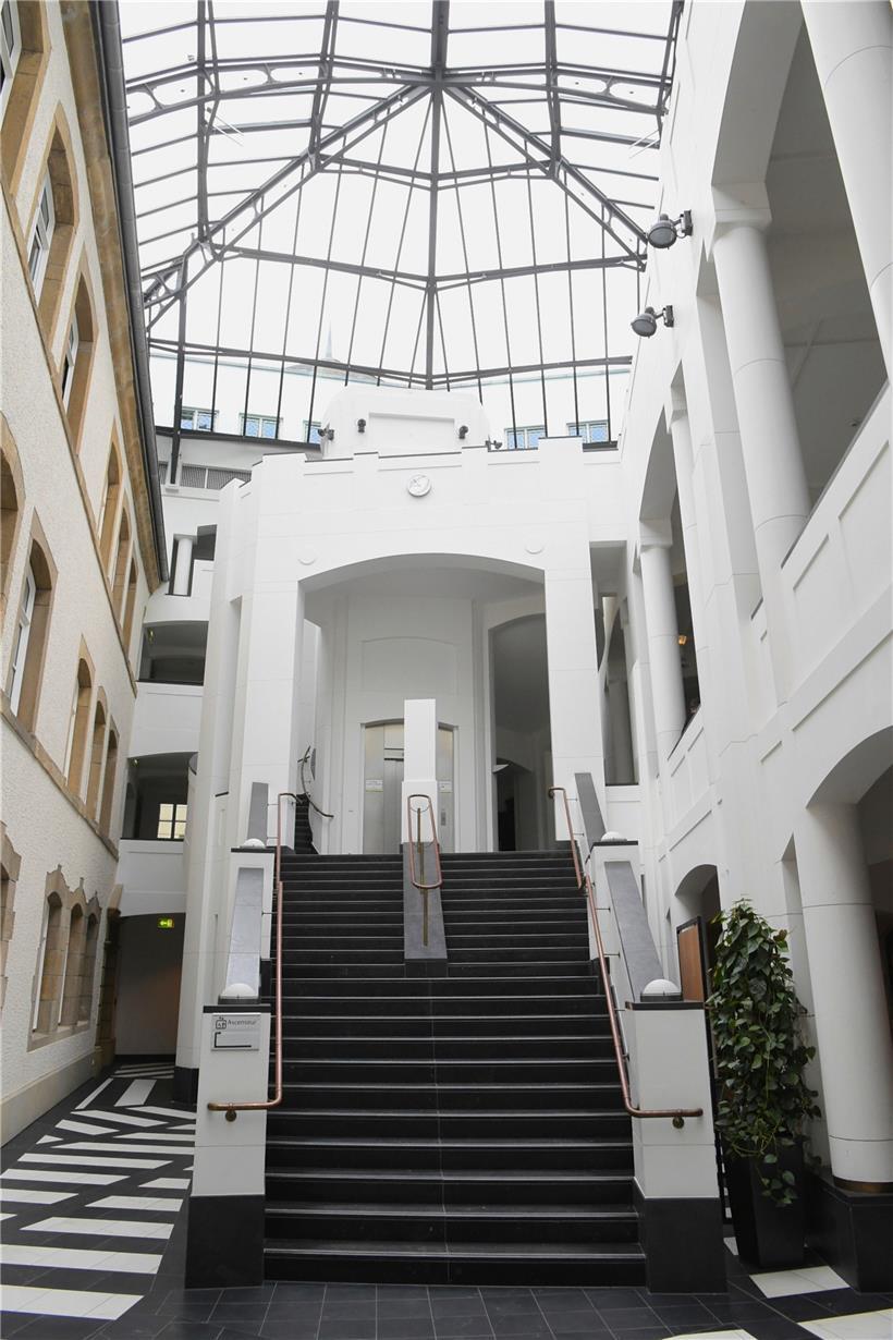 Leere Hallen am Heilig-Geist-Plateau: Bereits am Freitag hatte die Staatsanwaltschaft angekündigt, die meisten Strafverfahren bis auf Weiteres auszusetzen. Dem ist nun auch der spektakuläre Fall um den Mord an Ana Lopes im Januar 2017 zum Opfer gefallen. 
