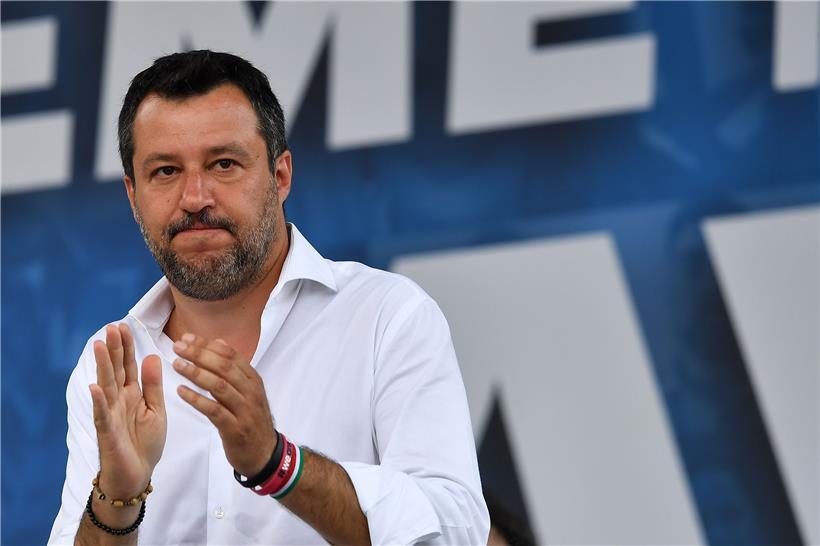 Lega-Chef Matteo Salvini will offenbar nichts von den zu Unrecht erhaltenen 49 Millionen Euro wissen, die seine Partei als Nachfolgerin der Lega Nord zurückerstatten muss
