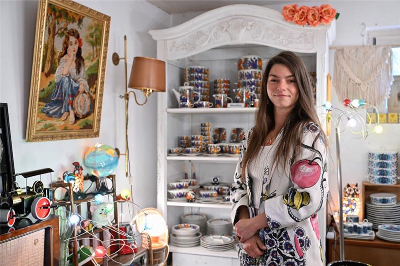 Léna Pierrart betreibt seit Anfang 2024 den Trödelmarkt „Batz“ und erfüllte sich damit ihren Traum
