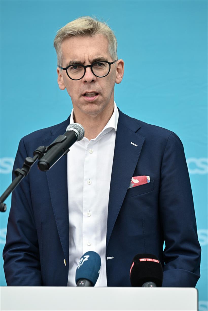 Léon Gloden, Innen- und Polizeiminister, Minister für Immigration
