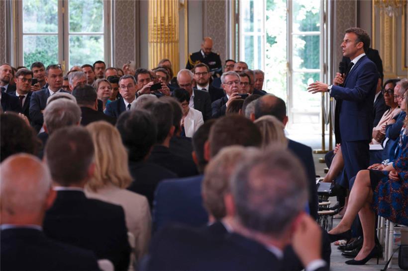 Les maires des 241 communes les plus touchées ont été reçus à l’Elysée par le président Macron
