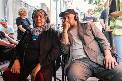 Les réalisateurs Mokhtaria Badaoui et Nabil Ben Yadir
