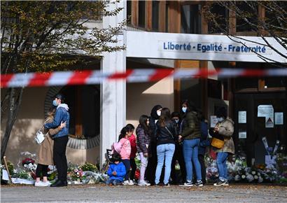 L’hommage national à Samuel Paty se déroulera demain en fin d’après-midi dans la cour de l’université de la Sorbonne
