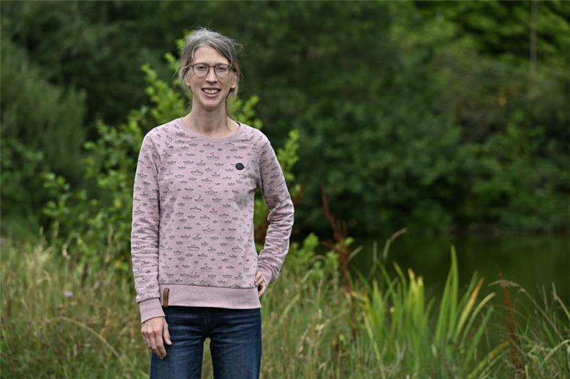 Lieke Mevis arbeitet bei „natur&ëmwelt“ und kennt sich mit fliegenden Insekten a...