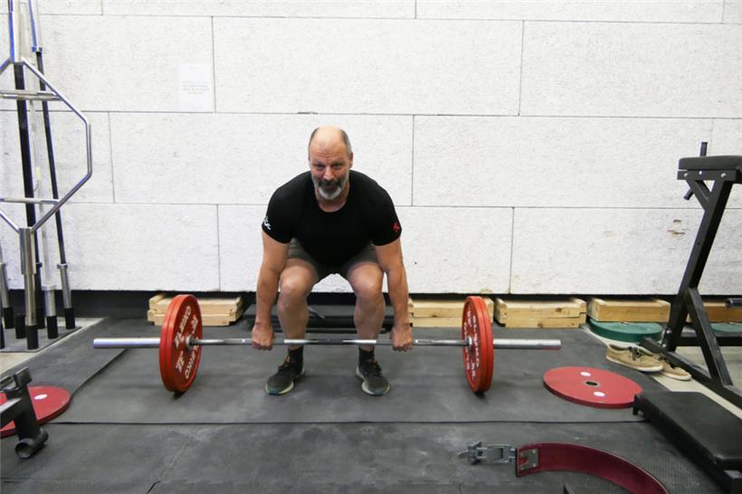 „Light weight“: So wärmt sich der Athlet auf
