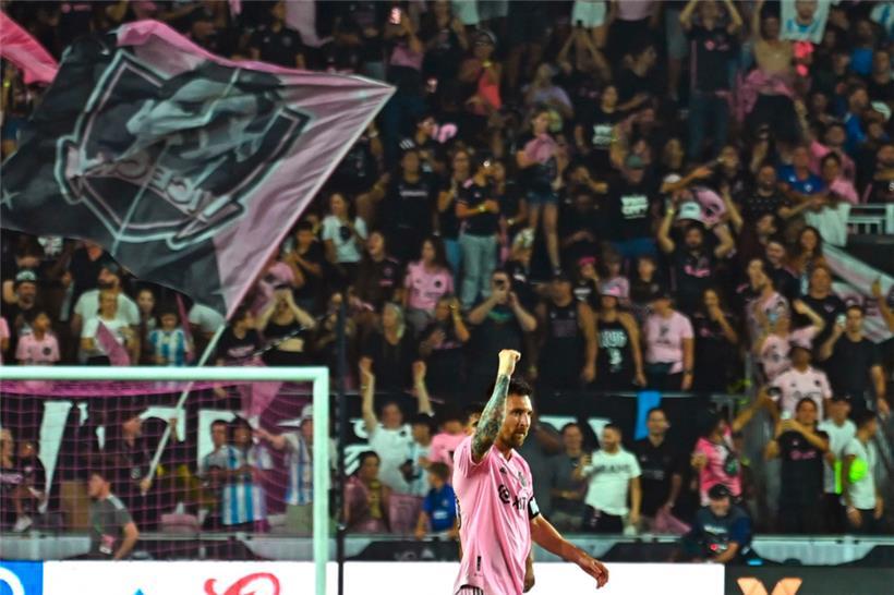 Lionel Messi sorgte mit einem Traumtor in der Nachspielzeit für Jubel bei Inter Miami
