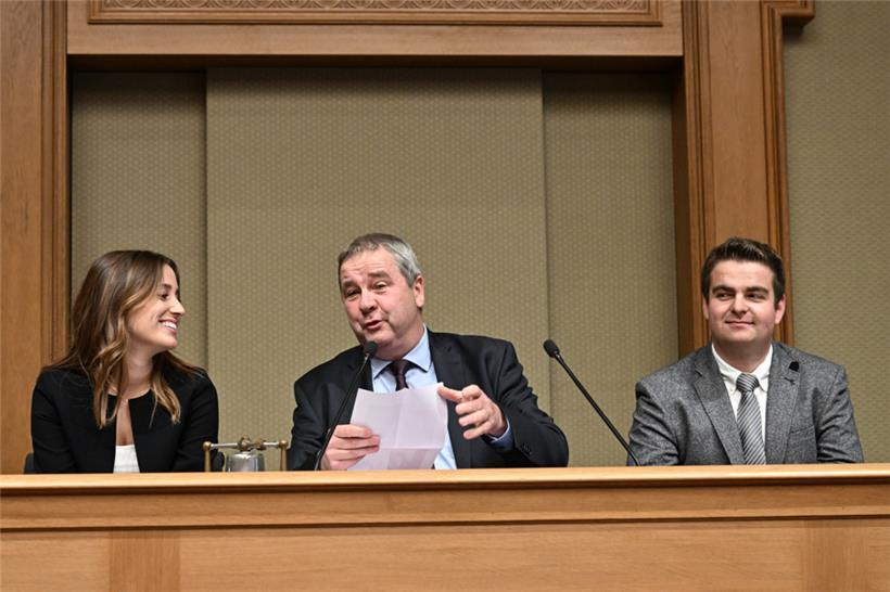 Liz Braz und Luc Emering haben gemeinsam mit Michel Wolter die Sitzung am Dienstag geleitet
