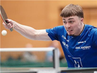 Loris Stephany und DT Berburg im Halbfinale gegen Hostert/Folschette beim Tischtennis-Turnier