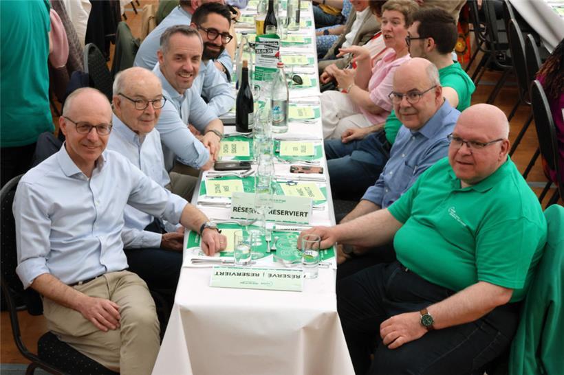 Luc Frieden, Jean Spautz, Georges Mischo, Eric Thill, Martine Deprez und Marc Spautz waren der Einladung des LCGB gefolgt
