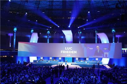 Luc Frieden am vergangenen 7. März beim EVP-Kongress in Bukarest – für die Regierung oder für die Partei unterwegs?
