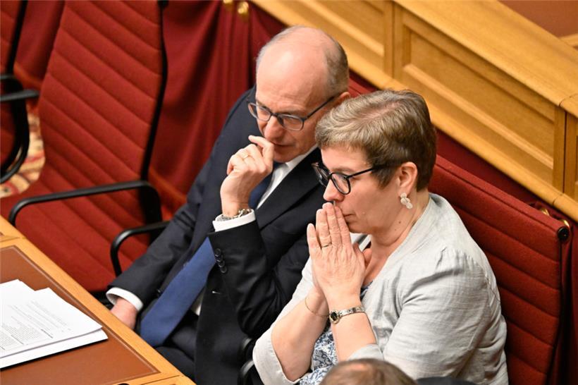 Luc Frieden und Martine Deprez hörten sich die Vorschläge der Chamber an
