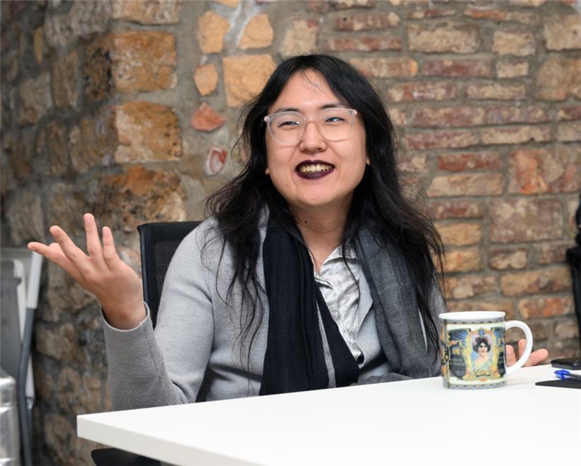 Luce van den Bossche ist u.a. für die Öffentlichkeitsarbeit zuständig
