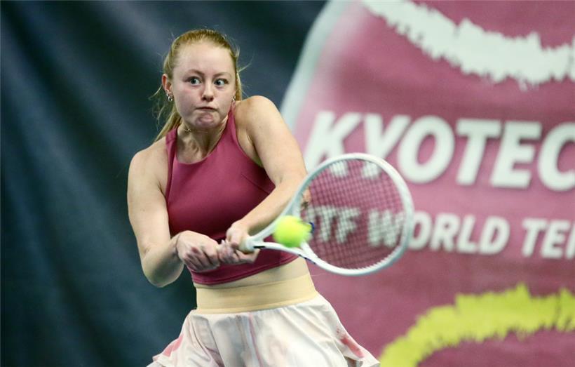 Lucie Rabiot erwischte einen guten Start, musste dann aber die Überlegenheit ihrer Gegnerin anerkennen

