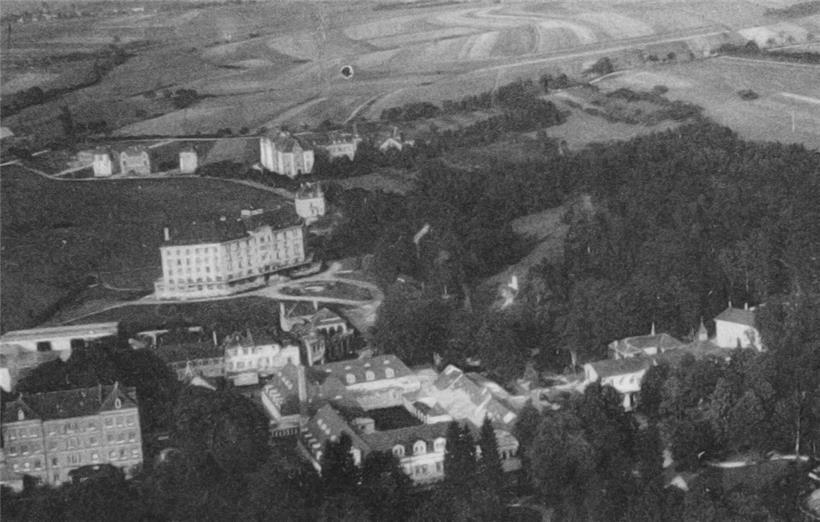 Luftaufnahme Mondorf: Links unten ist das „Hôtel du Grand Chef“ zu sehen, etwas ...