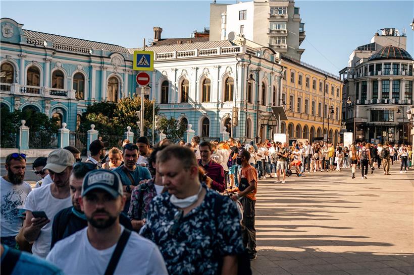 Lukaschenkos Apparat wird schon dafür sorgen, dass die vielen Stimmen, die einen Wandel in Weißrussland wollen, nicht zählen werden
