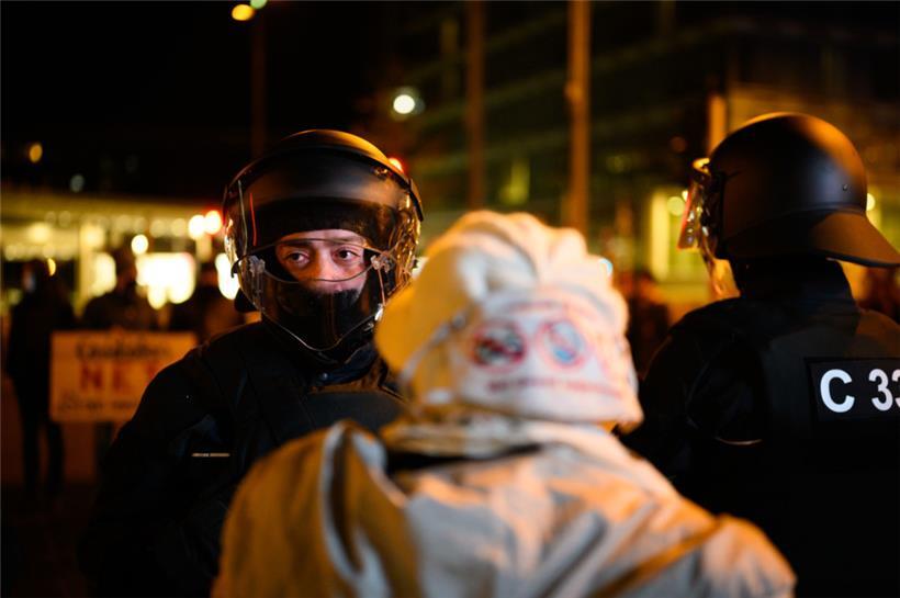 Luxembourg-ville, marche blanche antivax, anti restrictions 14.02.2022