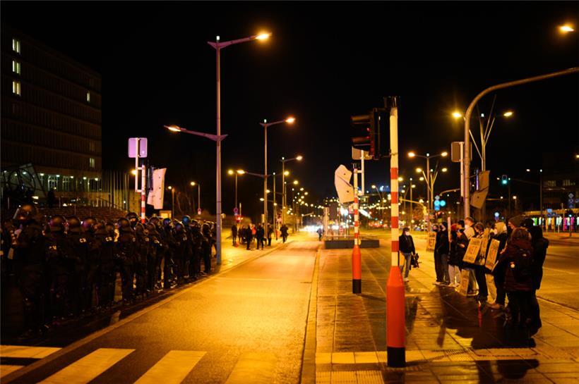 Luxembourg-ville, marche blanche antivax, anti restrictions 14.02.2022