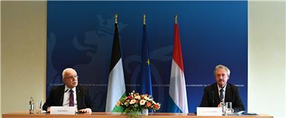 Luxemburgs Außenminister Jean Asselborn empfing seinen palästinensischen Amtskollegen Riad Malki gestern auf Schloss Senningen
