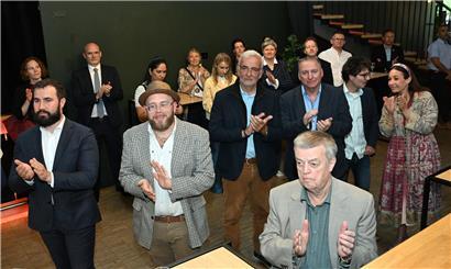 Luxemburgs Medienschaffende feiern das 100-jährige Jubiläum des Luxemburger Journalistenverbandes mit Präsident Misch Pautsch