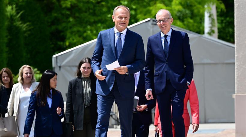 Luxemburgs Premierminister Luc Frieden empfing seinen polnischen Amtskollegen Donald Tusk auf Schloss Senningen
