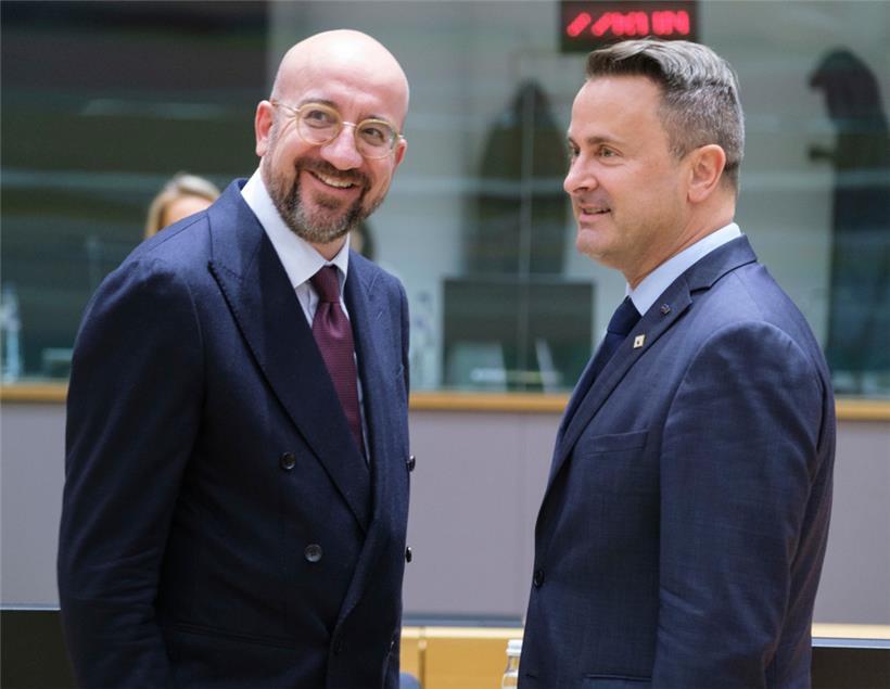 Luxemburgs Premierminister Xavier Bettel am Donnerstag gemeinsam mit dem EU-Ratspräsidenten Charles Michel
