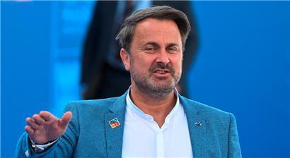 Luxemburgs Premierminister Xavier Bettel beim Eintreffen in Madrid, wo der NATO-Gipfel stattfindet
