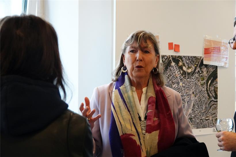 Lydie Polfer musste bei der Diskussionsrunde viele Fragen beantworten
