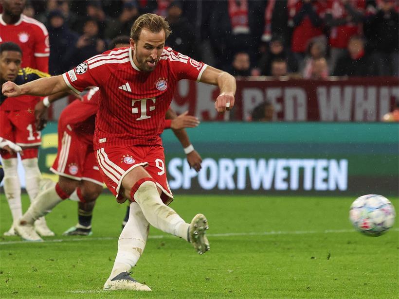 Macht der Bundesliga-Stürmer diesmal das Rennen?